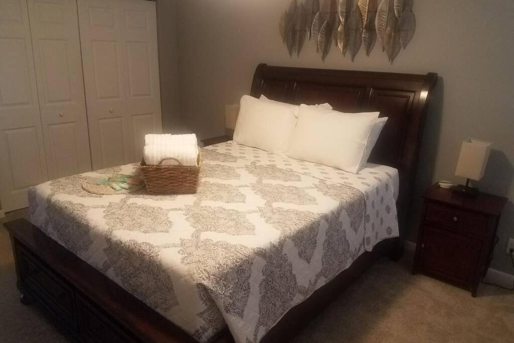 Cozy 3 Bed 2.5 Bath Located Near Busch Gardens Apartment Tampa Exterior photo