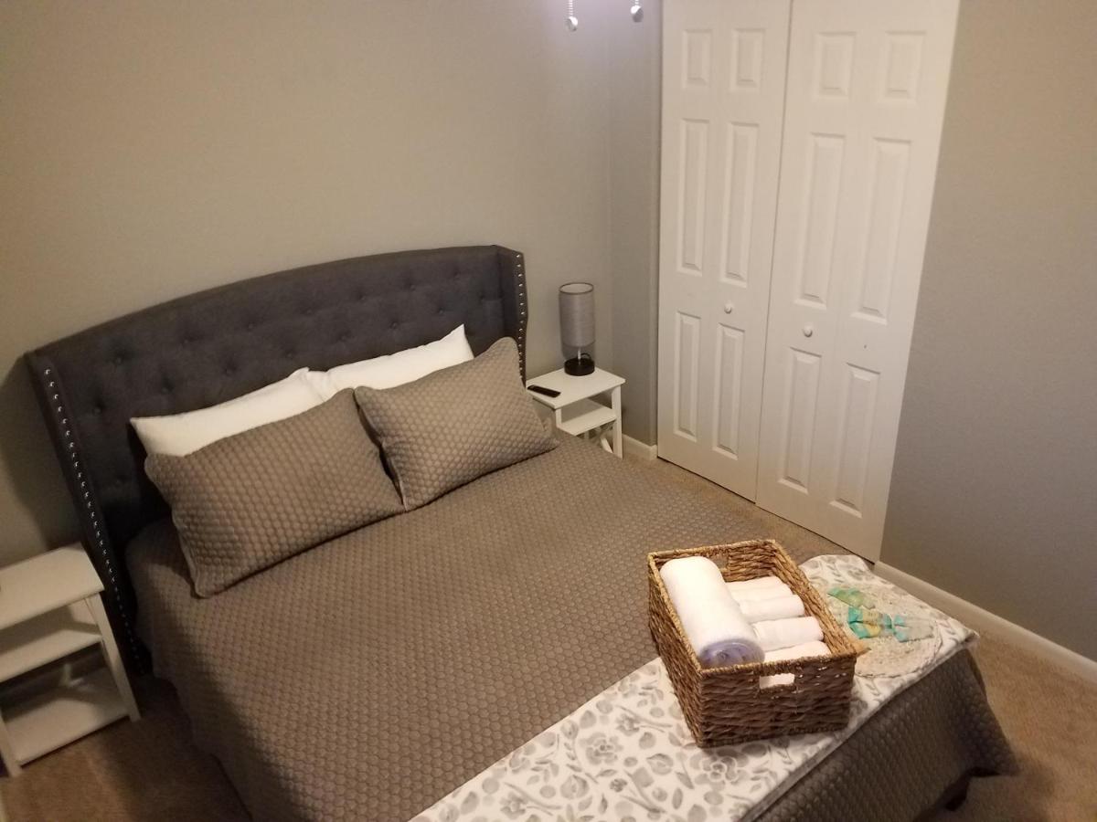 Cozy 3 Bed 2.5 Bath Located Near Busch Gardens Apartment Tampa Exterior photo